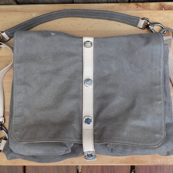 Pulicati Genuine Silver Suede Leather Messenger Style Shoulder Bag Leather Trim - Picture 1 of 11